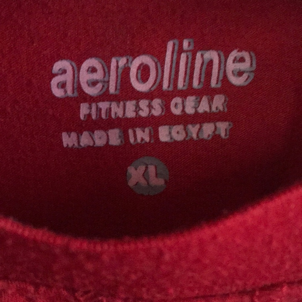 Red t-shirt - Picture 3 of 3